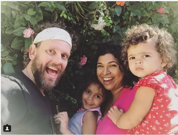 Aarti Sequeira Adorable Family With Husband; Married, Children, Net