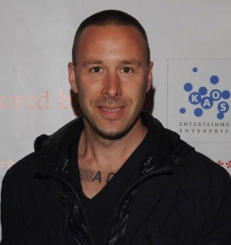 Dov Davidoff Age, Married, Wife, Girlfriend, Dating, Gay, Height, Brother