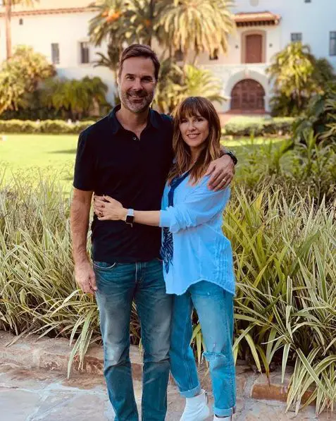 Elizabeth-Hendrickson-with-her-husband-Rob-Meder-2020