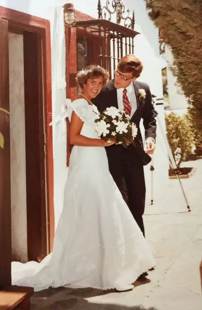 Hugh Hewitt's wedding picture with his wife, Betsy Hewitt