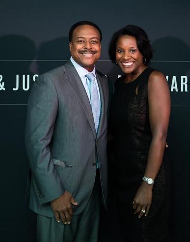 Leon Harris Salary, Net Worth, ABC News, Wife, Children, Bio, Now