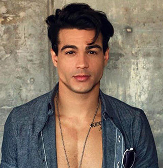 How Old Is Ray Diaz? Girlfriend Rumors With Lele Pons, Relationship Status