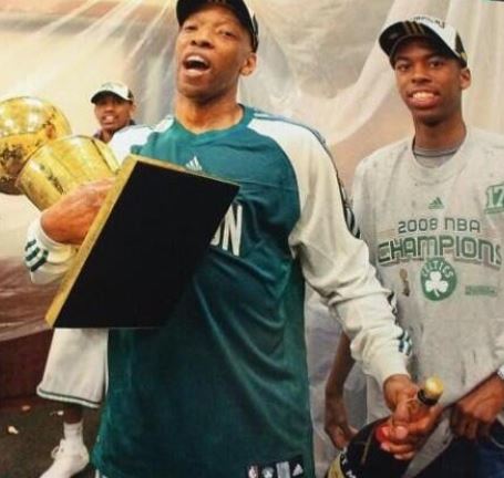 Sam CassellÂ celebrating his championship win with his son