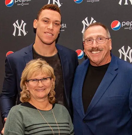 Who Is Aaron Judge Girlfriend? Parents, Ethnicity, Net ...