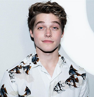 Froy Gutierrez Girlfriend, Gay, Net Worth