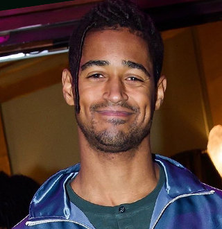 Who Is Alfred Enoch Wife? Also Girlfriend, Parents Details