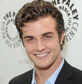 Beau Mirchoff Girlfriend, Married, Net Worth