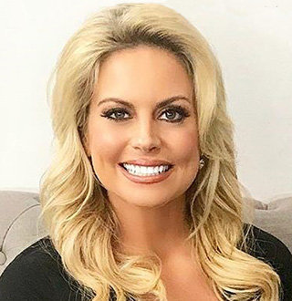 Courtney Friel Married, Husband, Divorce, Bio, Salary