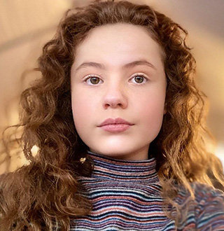 Darby Camp Bio, Age, Parents, Family, Movies, TV Shows & More
