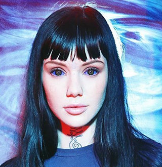Who Is Grace Neutral's Boyfriend? Her Tattoos, Parents, Facts