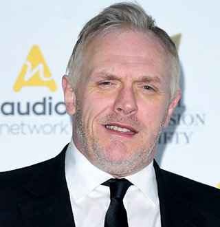 Greg Davies Partner, Dating Status, Height, Sister & Facts