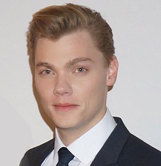 Levi Meaden Dating, Girlfriend, Split, Net Worth & Facts