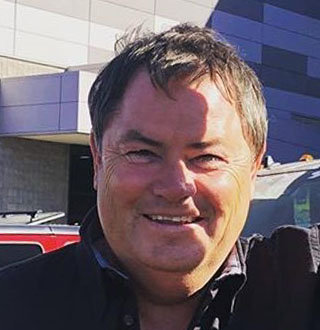 How Much Is Mike Brewer Net Worth? Wife, Children, Age