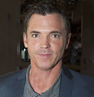 Is Nicholas Lea Gay? His Married Status, Family Info, Now