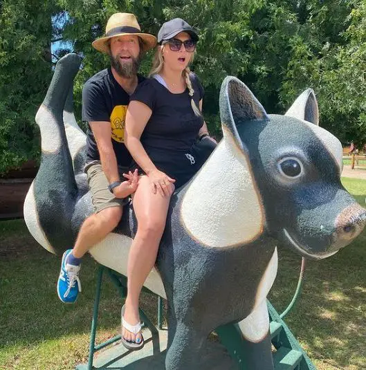 Josh Blue with his girlfriend, Mercy Gold at theÃ‚Â Paul Bunyan Land